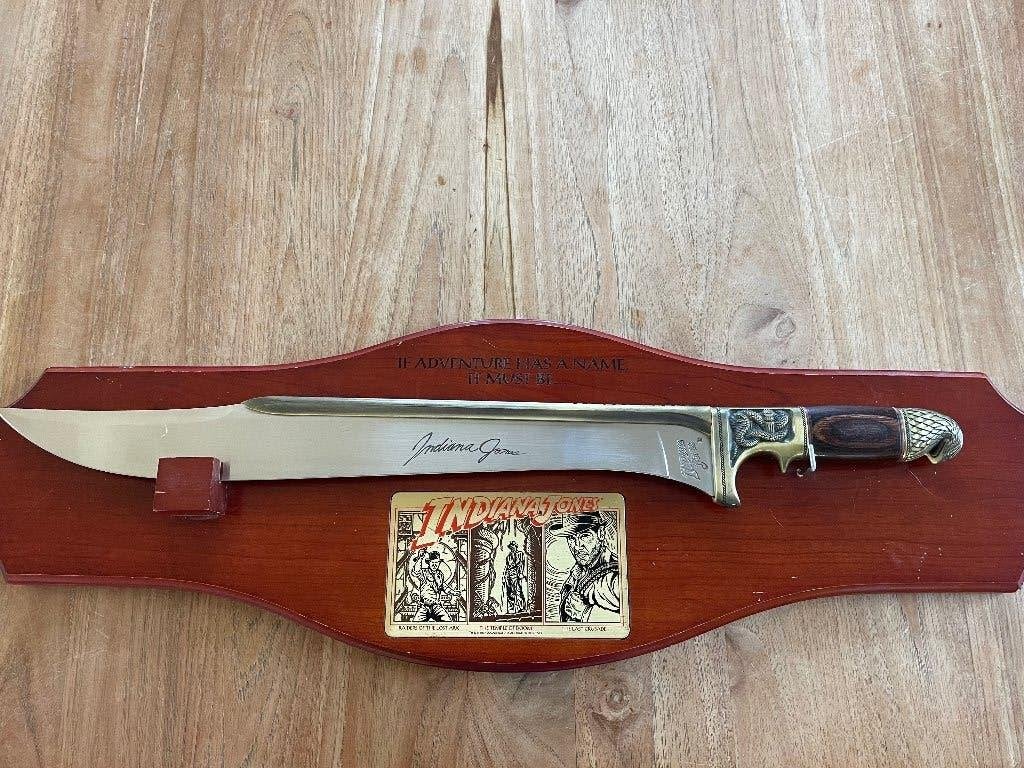 Indiana jones machette united cutlery lifesize life size, Ophalen of Verzenden, Zo goed als nieuw, Film, Beeldje, Replica of Model