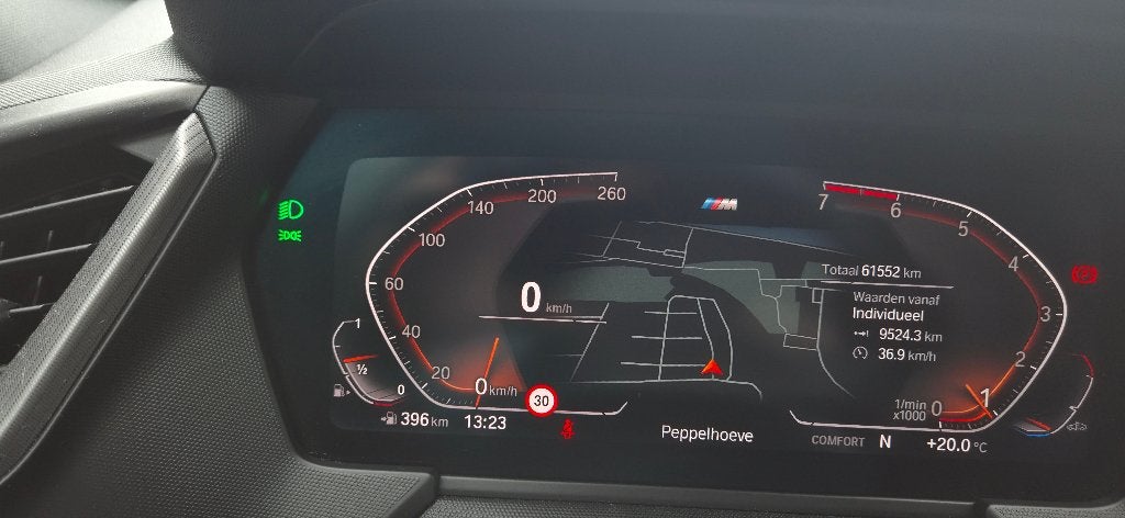 Foto 21 van BMW 1-Serie 118i 136pk 2021 Executive Edition M-sport
