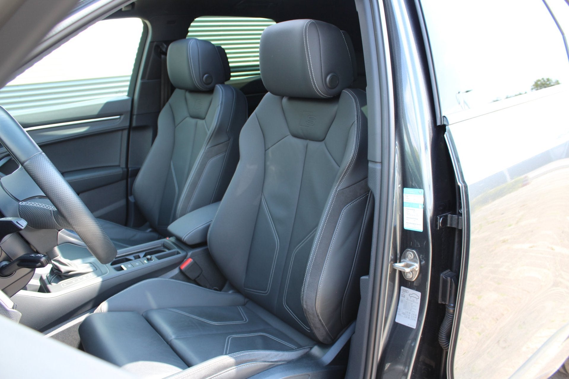 Audi Q3 45 TFSI e 3x S-Line | Panoramadak | Memory seat | Bl, Auto's, Zwart, Automatische klimaatregeling, Nieuw, Hybride Elektrisch/Benzine