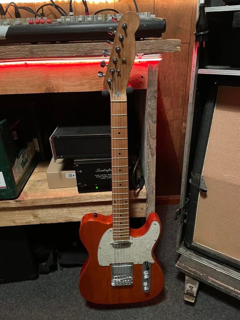Telecaster te koop/te ruil, Ophalen, Zo goed als nieuw, Elektrisch, 6-snarig