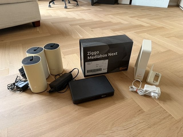 ziggo, Computers en Software, Routers en Modems, Ophalen of Verzenden, Zo goed als nieuw, Router met modem, Ziggo