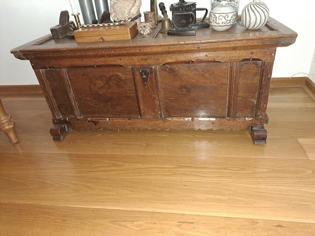 Engelse dekenkist 17e- eeuws, Ophalen of Verzenden, 100 tot 150 cm, 50 tot 75 cm
