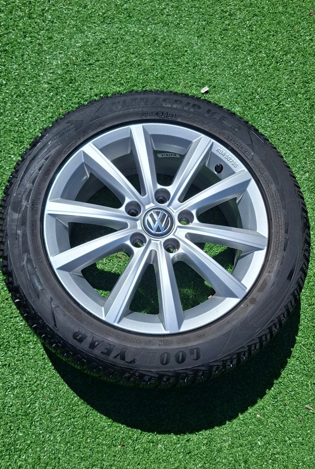 4 vw golf Merano velgen wielen met winterbanden 205/55R16, Ophalen, 16 inch, Banden en Velgen, 205 mm
