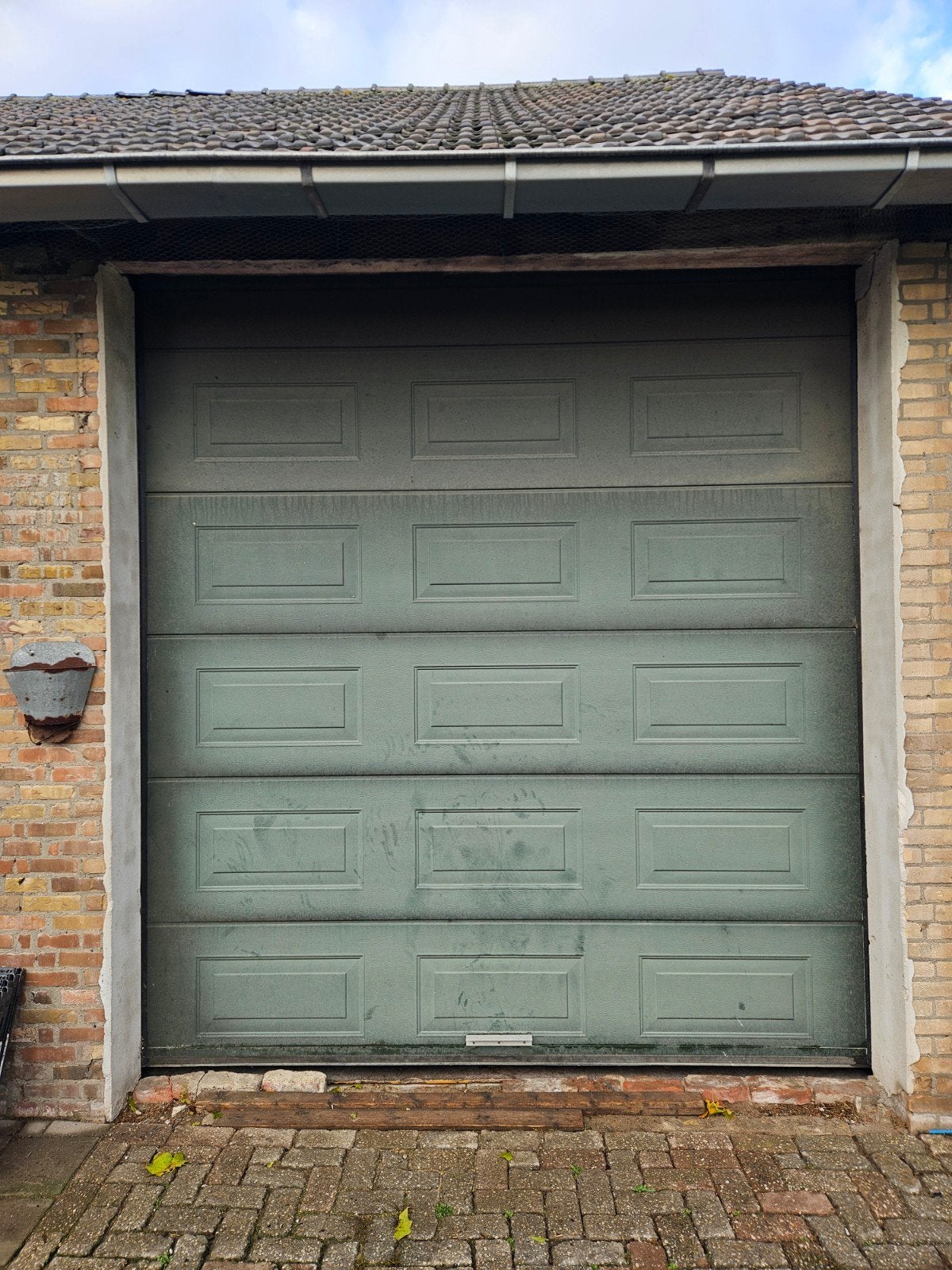 Novoferm elektrische garagedeur/sectionaaldeur 275x305cm, Ophalen, Garagedeur, Kunststof, Gebruikt