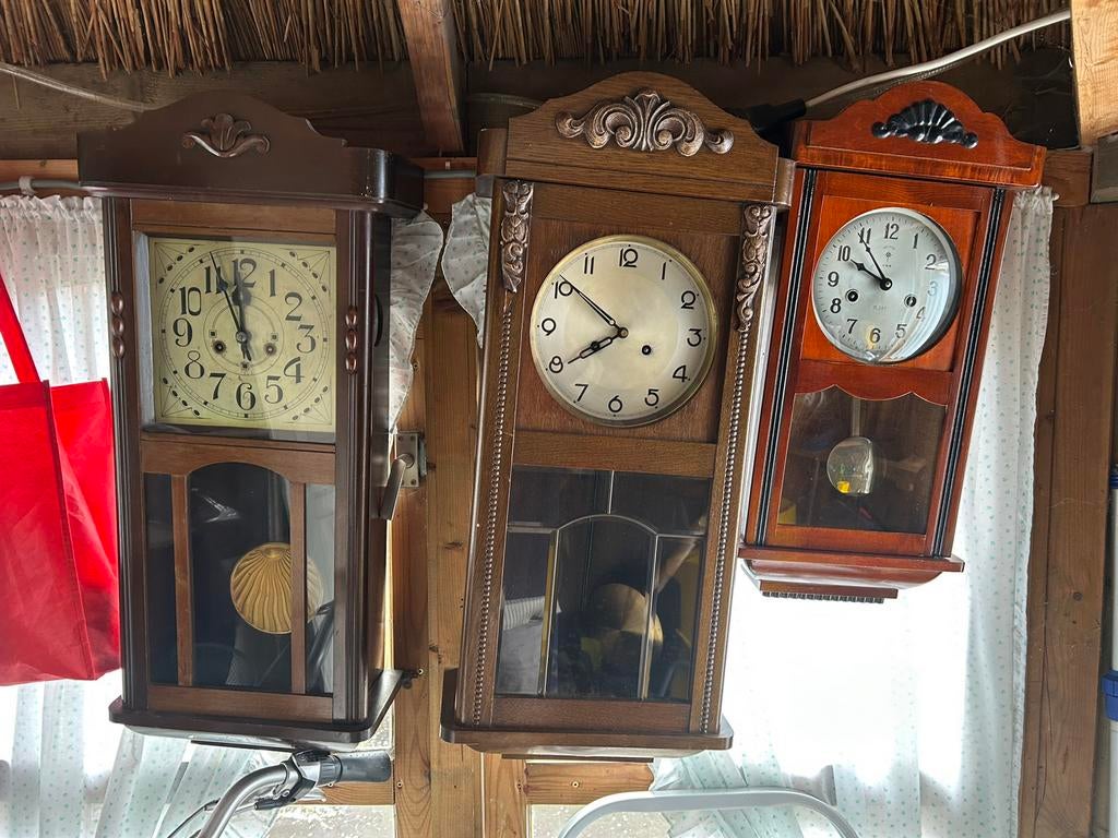 3 klokken, Ophalen