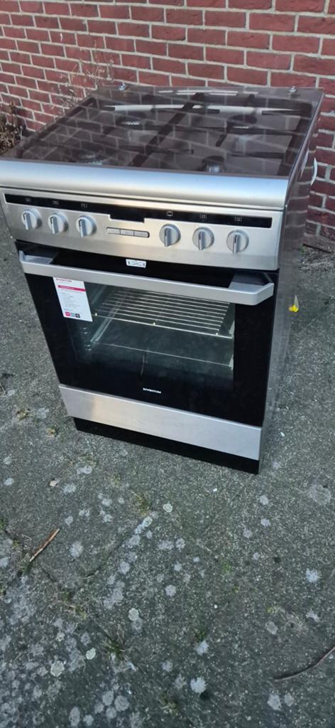Nieuwe staat oven Inventum Vrijstaand Gasfornuis met Oven, Witgoed en Apparatuur, Fornuizen, Meander 1001, 6825 MJ Arnhem, Hete lucht