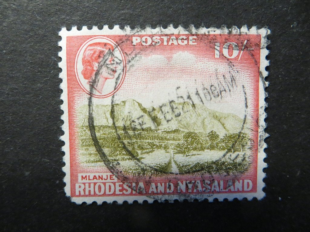 A00334: Rhodesia & Nyasaland QEII 10/-   hoek l.o., Postzegels en Munten, Postzegels | Afrika, Ophalen of Verzenden, Tanzania