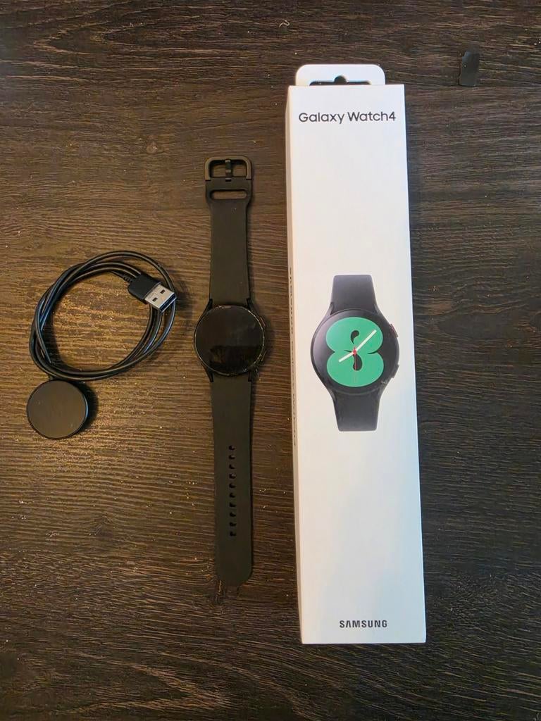 Samsung Galaxy watch 4, Sieraden, Tassen en Uiterlijk, Smartwatches, Ophalen of Verzenden, Zo goed als nieuw, Zwart, Android
