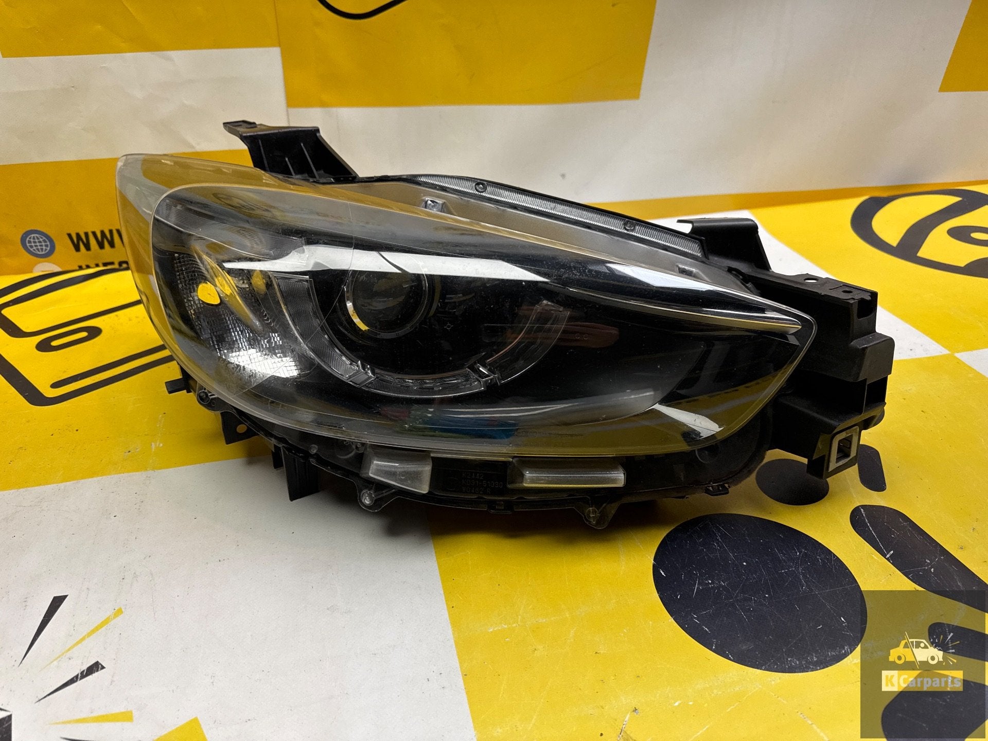 MAZDA CX5 CX 5 CX-5 VOL LED KOPLAMP RECHTS KA1L51030 2011-, Gebruikt, Shinchi, Fuchu-Cho 3-1
730-8670  Hiroshima, Mazda Motor Corporation