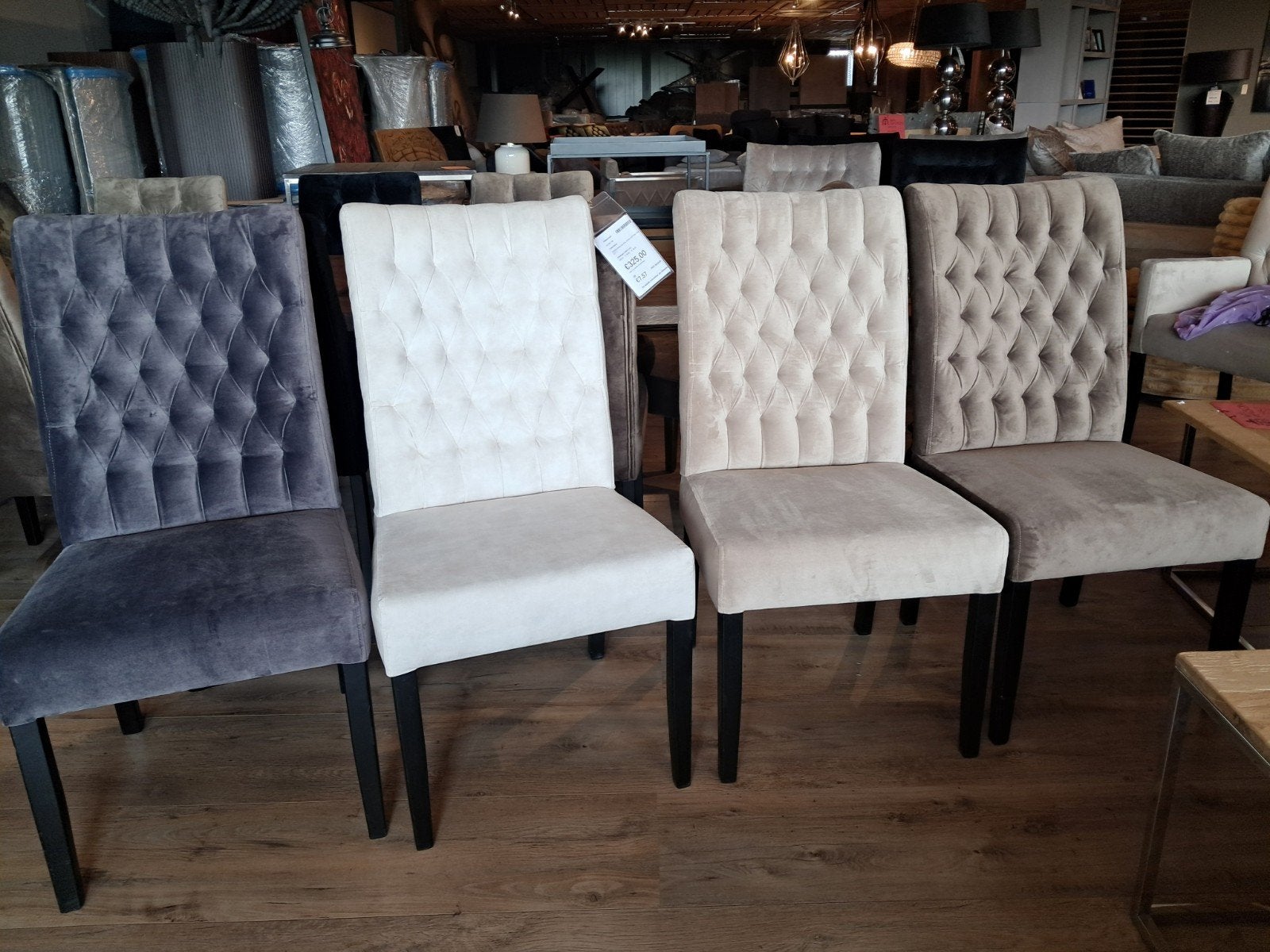 Vier Eetkamerstoelen  VAN €895 VOOR €396, Ophalen