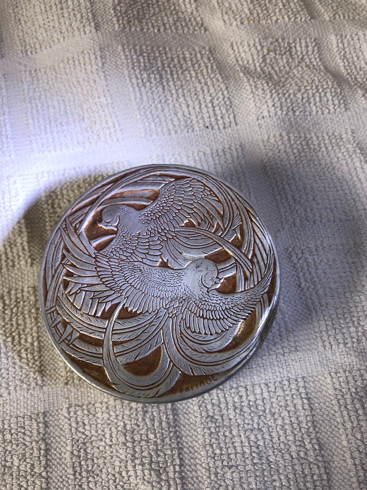 Poederdoos ontwerp Lalique, Ophalen of Verzenden, Zo goed als nieuw, Parfumfles, Gevuld