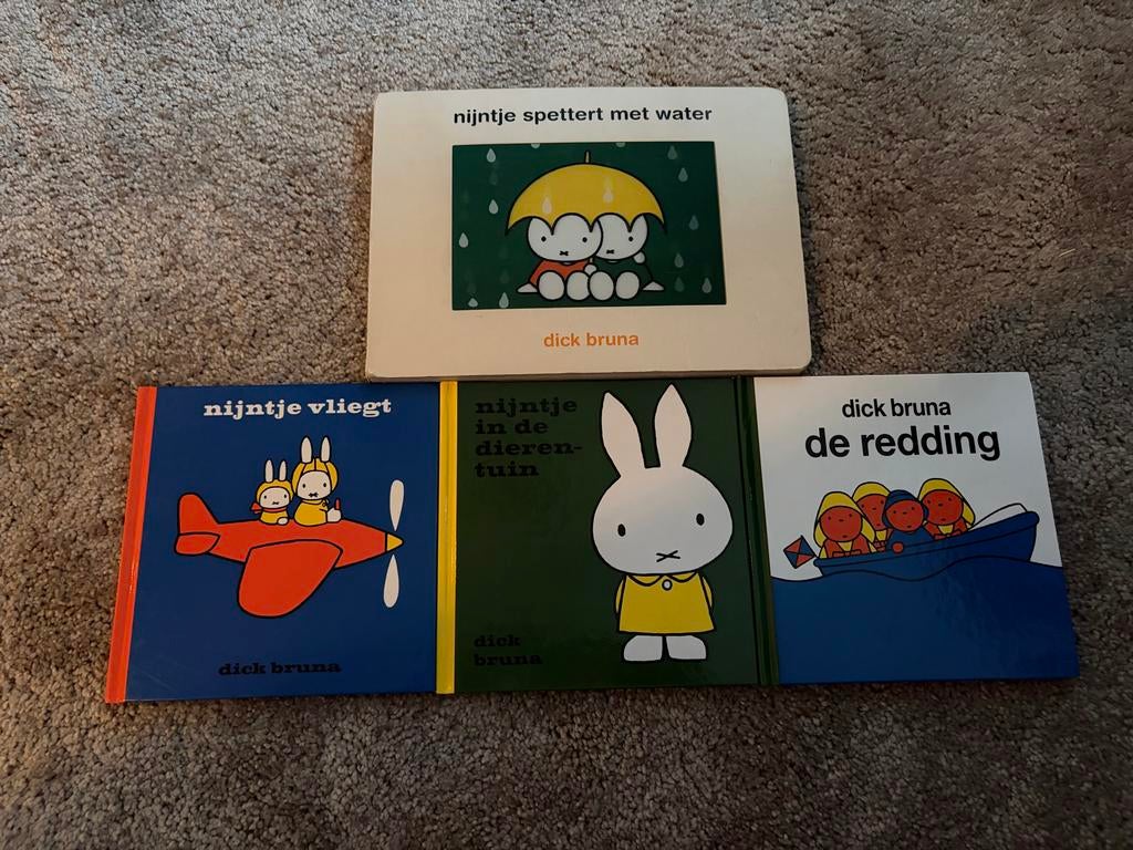Nijntje boekjes - Dick Bruna (ook met reliëf), Boeken, Kinderboeken | Baby's en Peuters, Ophalen of Verzenden, Gelezen, Uitklap-, Voel- of Ontdekboek