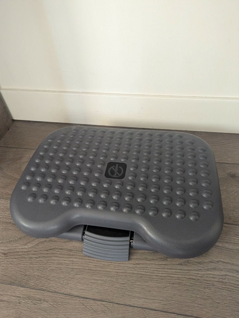Verstelbare voetensteun voor onder het bureau, Minder dan 50 cm, 125 cm of meer, Ophalen of Verzenden, Zo goed als nieuw
