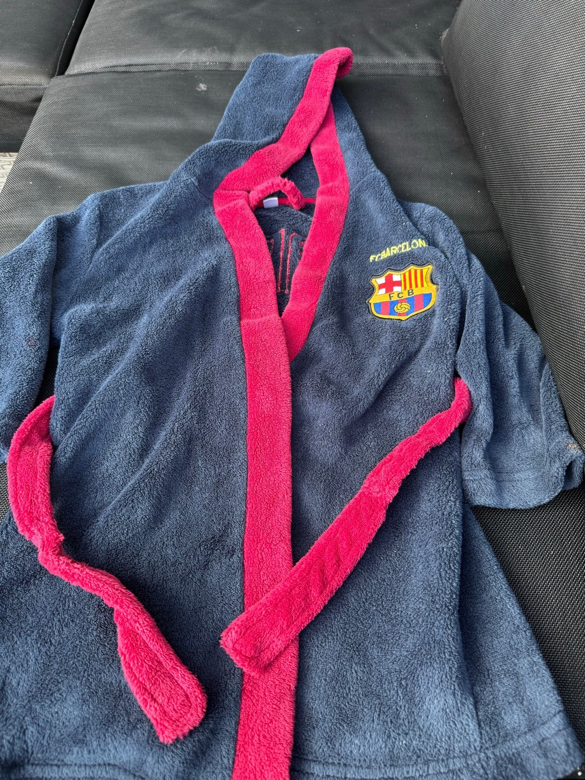 Badjas FC Barcelona 98-104 zo goed als nieuw, Ophalen of Verzenden, Zo goed als nieuw, Jongen of Meisje