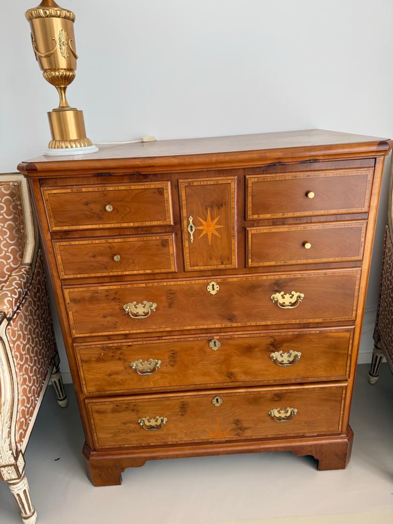 Vintage notenhouten tv-meubel met messing, Hillen Amsterdam, Ophalen of Verzenden