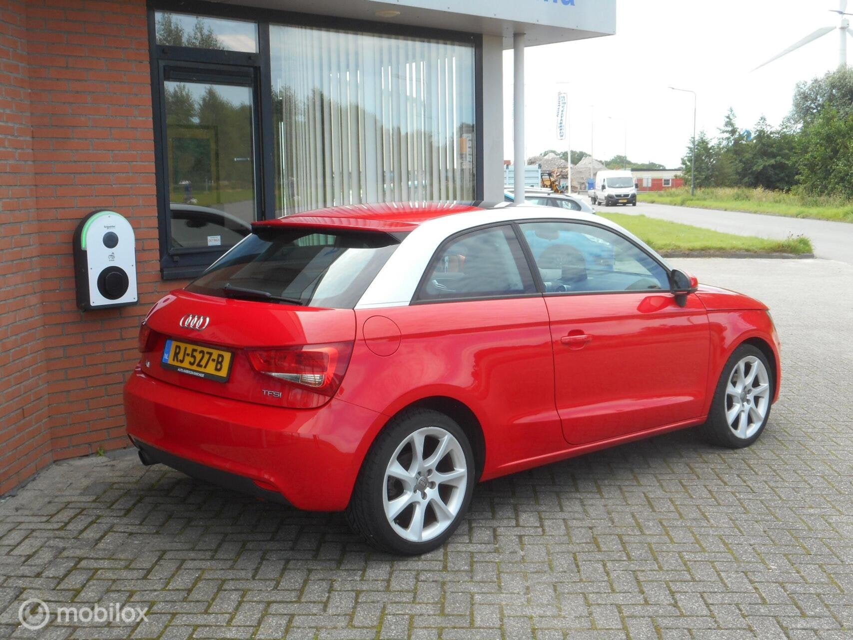 Audi A1 1.2 TFSI Ambition Pro Line Bus. Schuifdak | Airco, Auto's, Audi, Voorwielaandrijving, Euro 5, 86 pk, 4 cilinders
