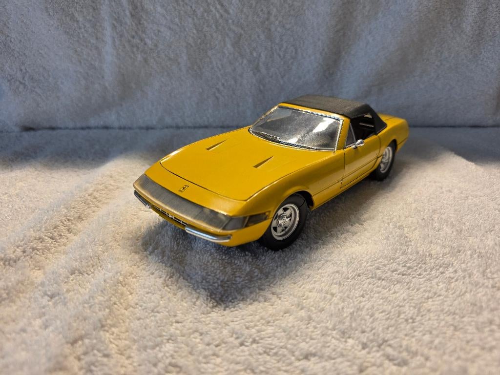 Ferrari 365 GTS 1:18 Solido, Ophalen of Verzenden, Gebruikt, Auto, Solido