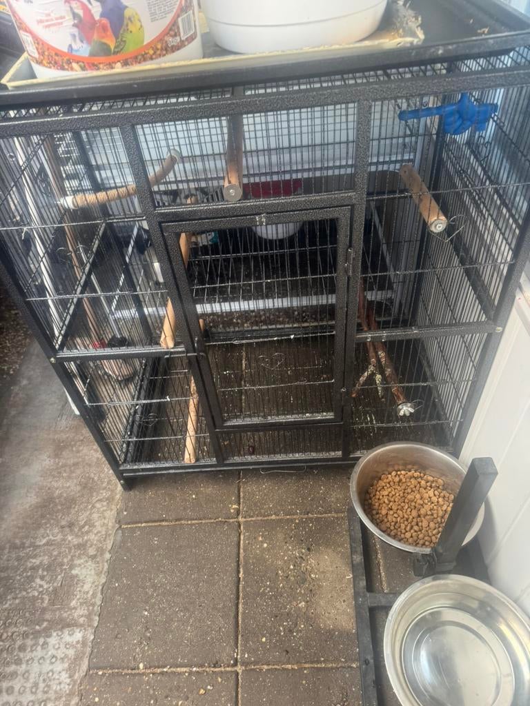 Twee kooien, Ophalen of Verzenden, Zo goed als nieuw, Metaal, Vogelkooi