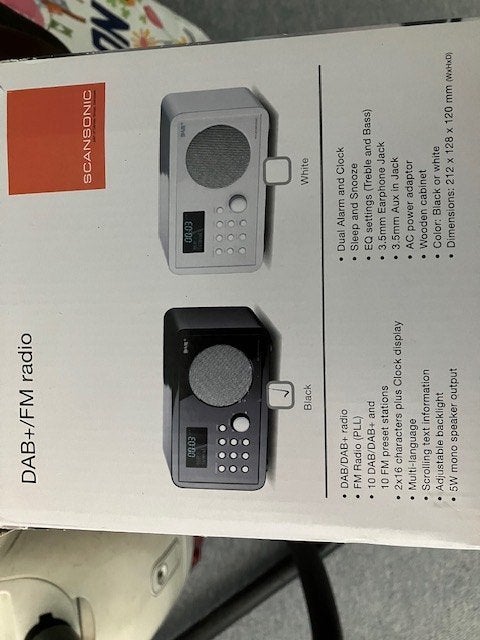 RADIO DAB+/FM Dual  Alarm, 20 voorkeuzezenders NIEUW, Ophalen, Nieuw, Radio