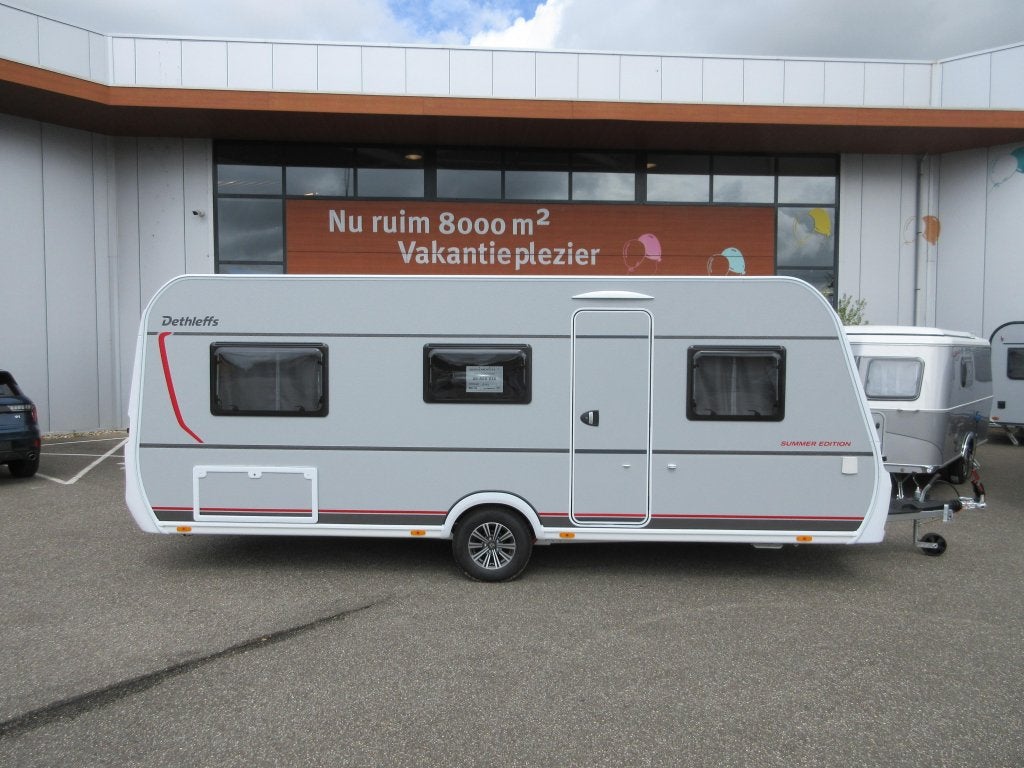 Dethleffs Summer Edition 510 LE Ideale indeling, Caravans en Kamperen, Schokbreker, Overige typen, Dethleffs, Tot en met 4