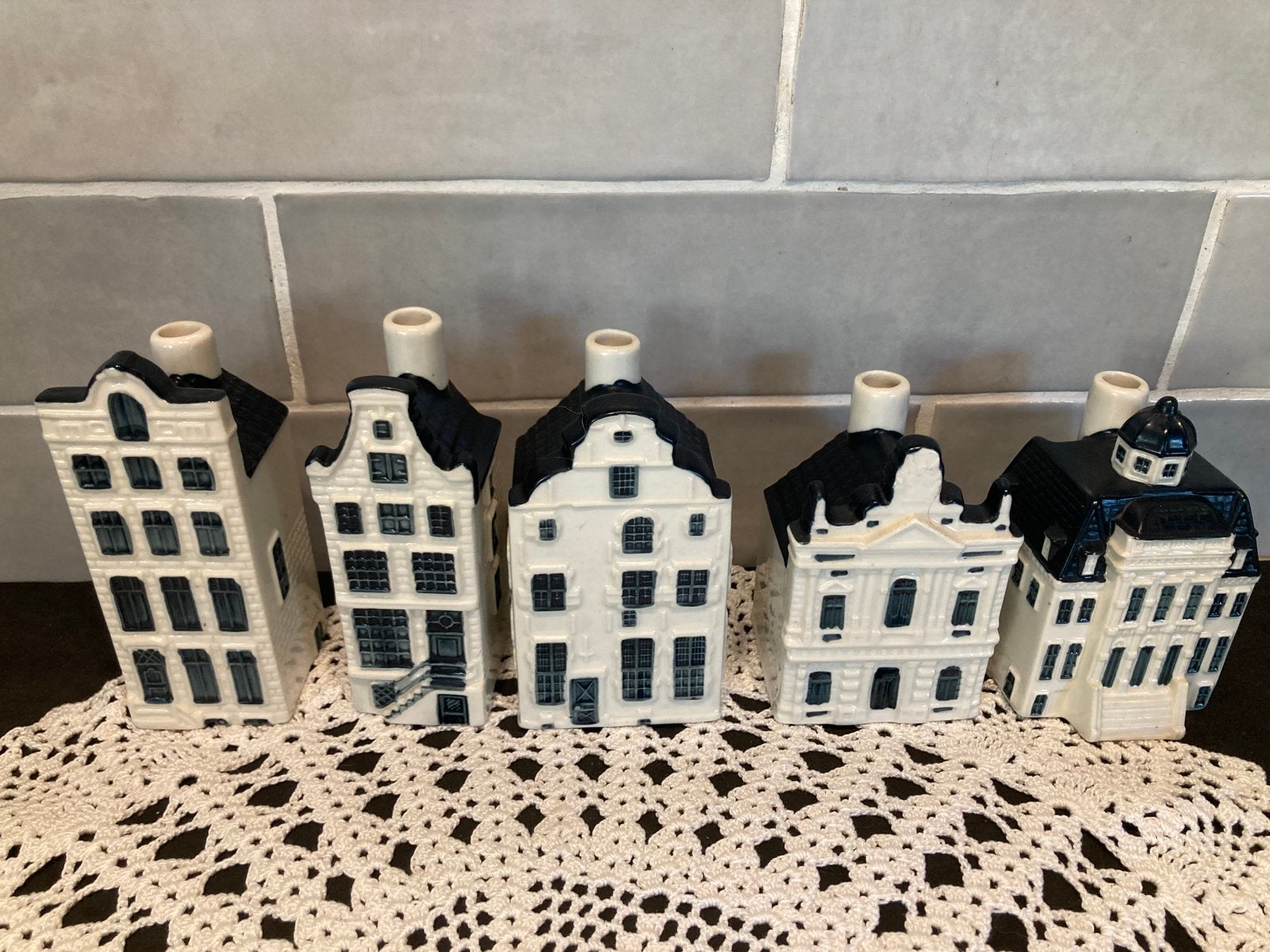 KLM huisjes ongevuld (260526s), Ophalen of Verzenden, Zo goed als nieuw