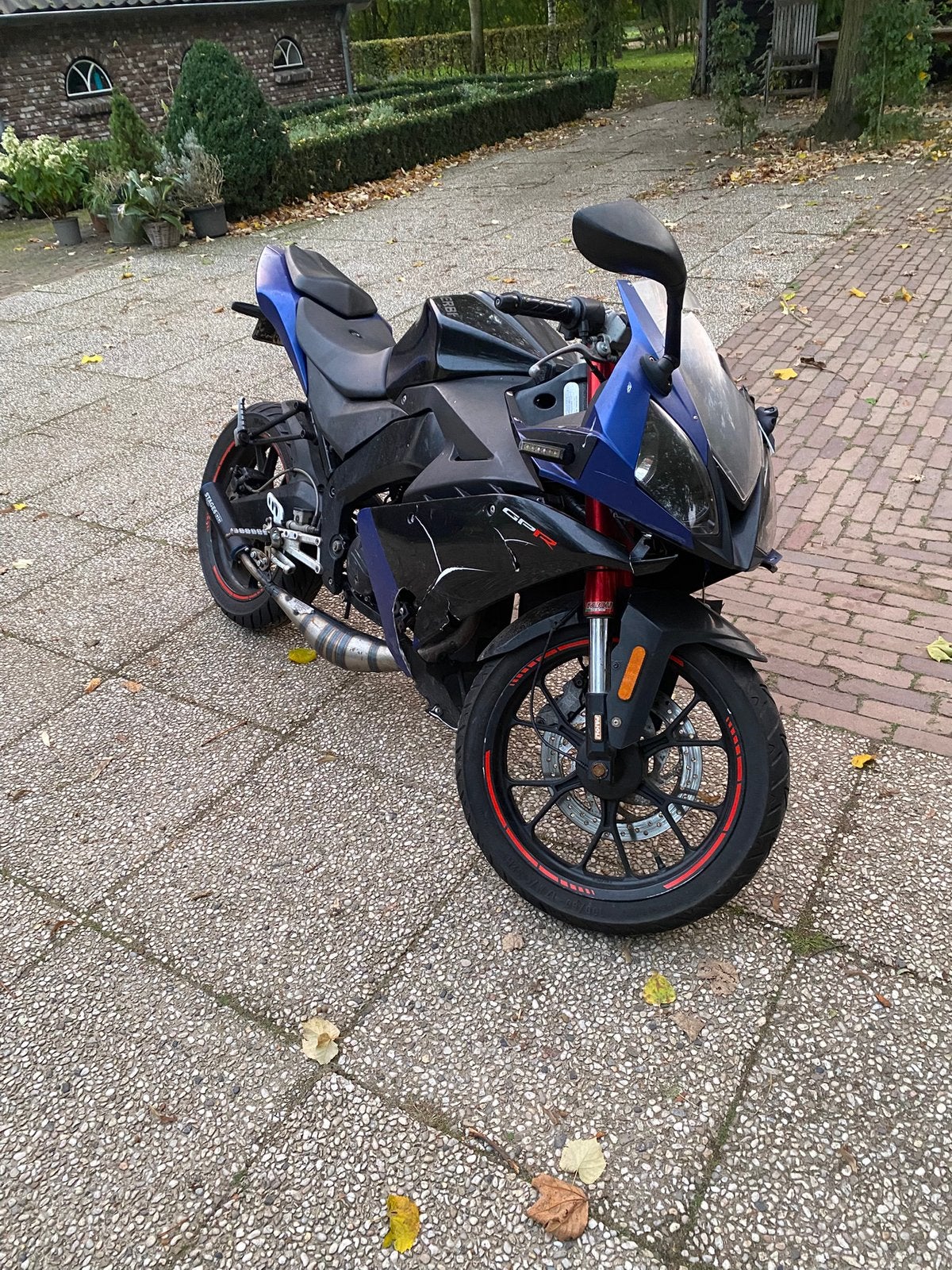 Derbi gpr 50 kapschade, Ophalen, Zo goed als nieuw