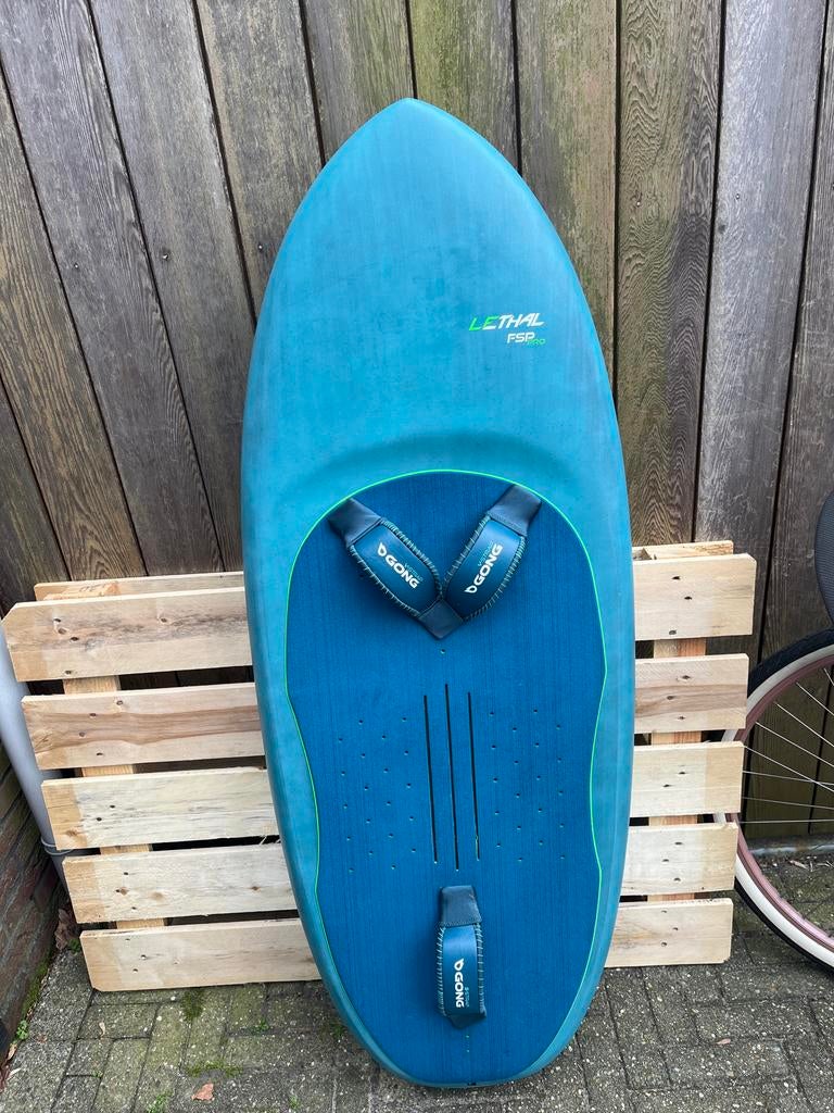 Gong Lethal Pro Carbon 4.10 Wingfoil Board, Watersport en Boten, Ophalen of Verzenden, Zo goed als nieuw, Wingsurf-board