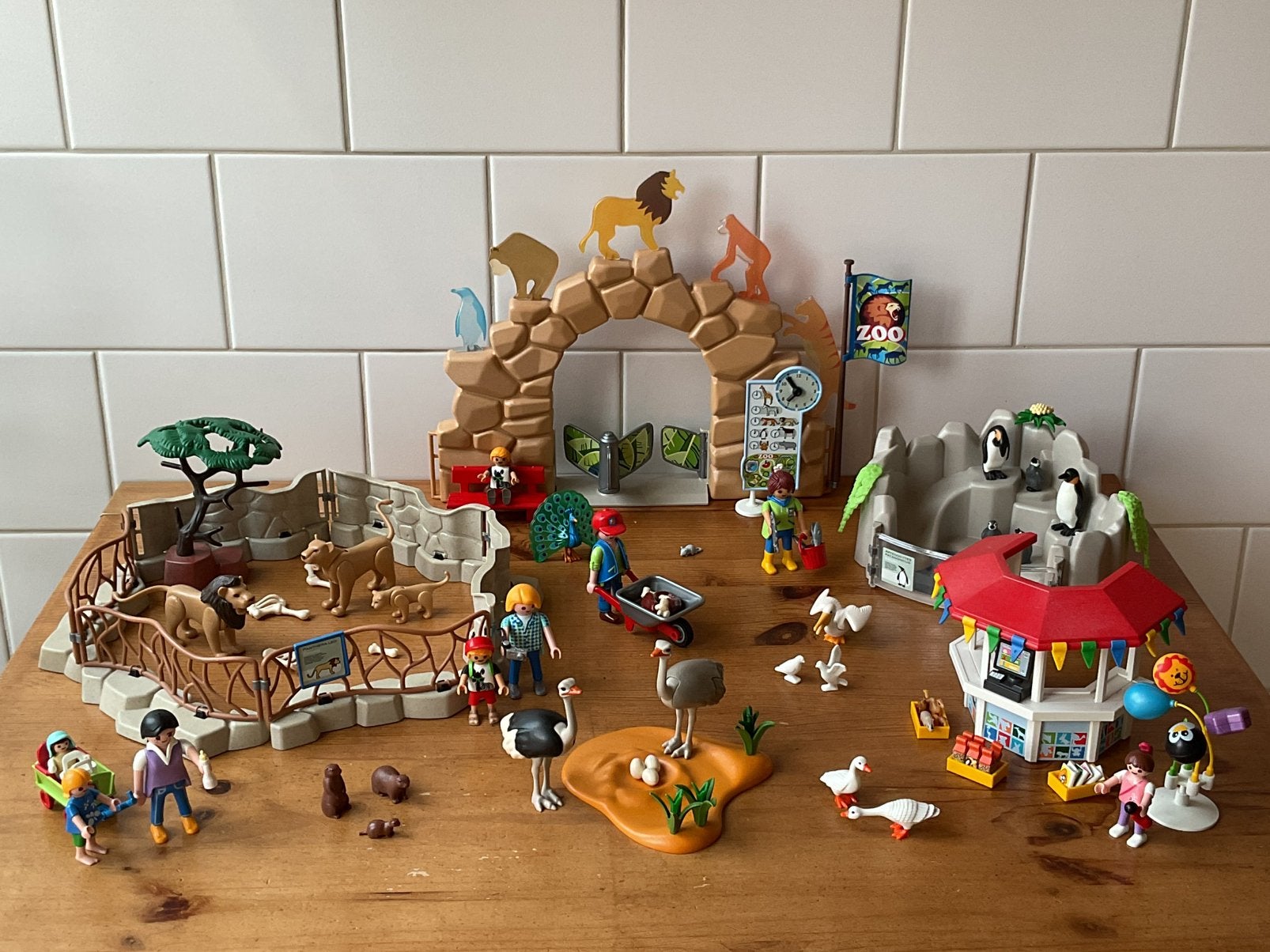 PLAYMOBIL UITGEBREIDE GROTE DIERENTUIN 🦒 🐘 SUPER MOOI !!, Ophalen of Verzenden, Gebruikt
