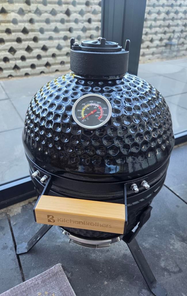Houtskool BBQ Kamado, Ophalen