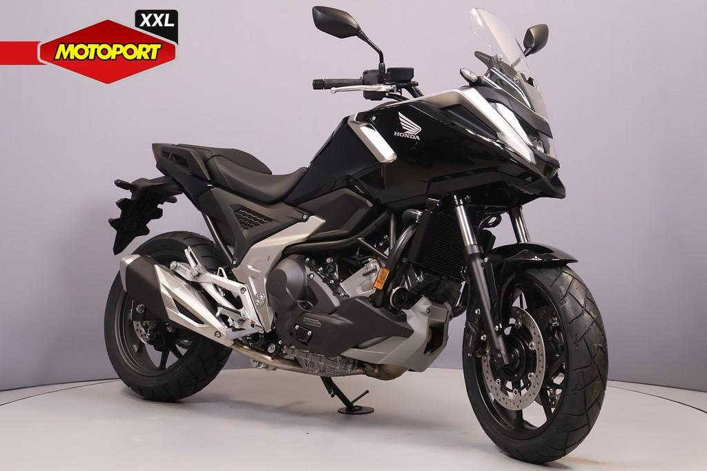 Honda NC 750 X DCT (bj 2026), Motoren, Honda Motor Europe Ltd, Bedrijf, Toermotor, Customer.service@honda-eu.com