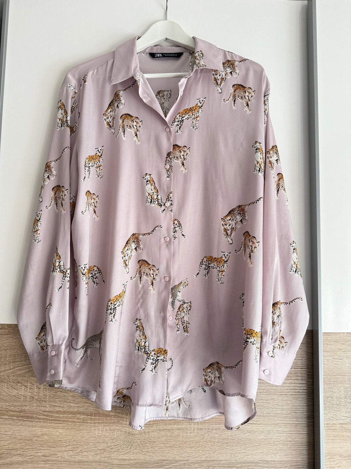 Zara blouse met luipaardprint, Ophalen of Verzenden, Zo goed als nieuw, Maat 42/44 (L), Paars