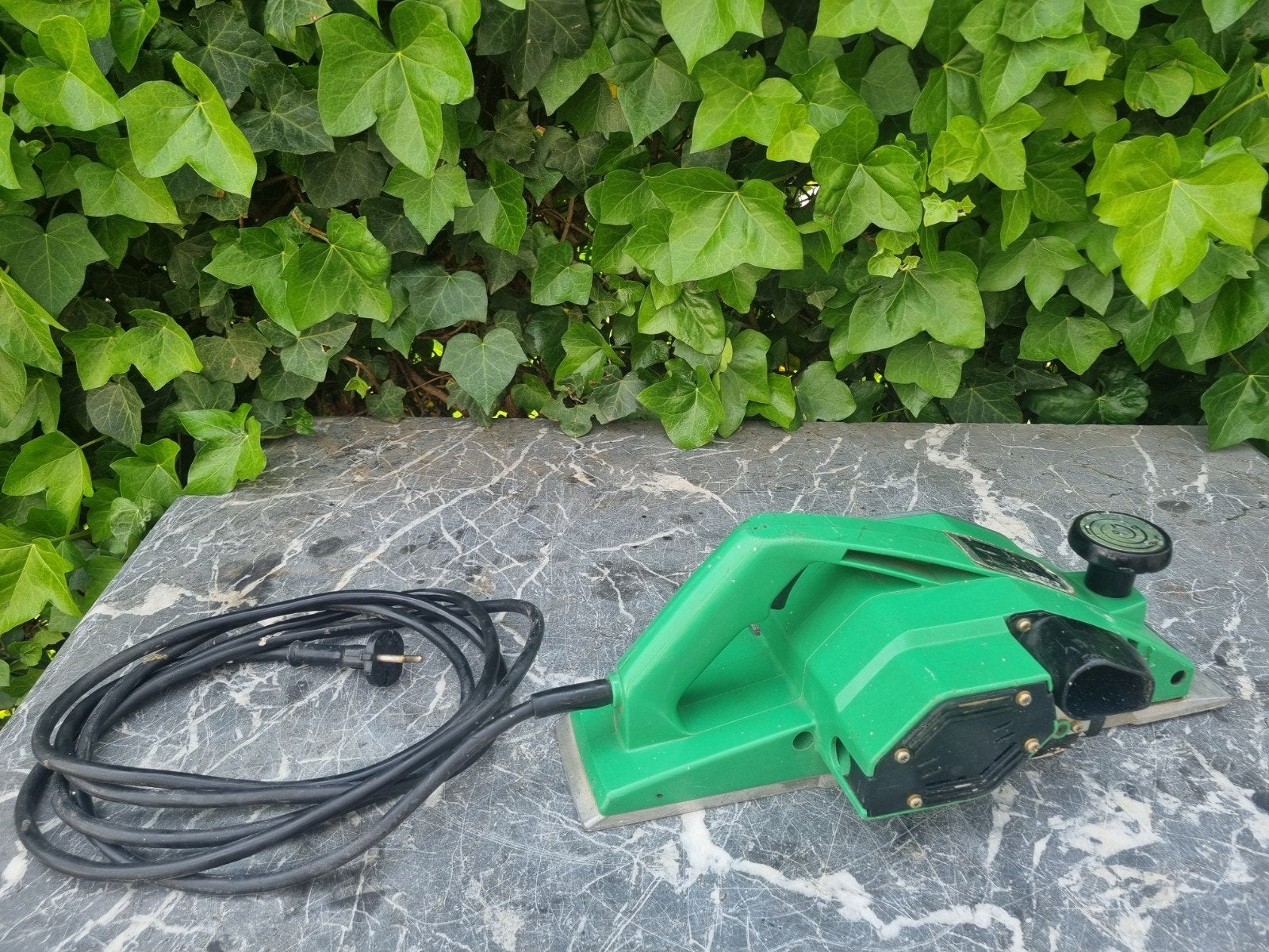 Hitachi elektrische schaafmachine - Gebruikt, Doe-het-zelf en Verbouw, Ophalen of Verzenden, Gebruikt, Elektrisch