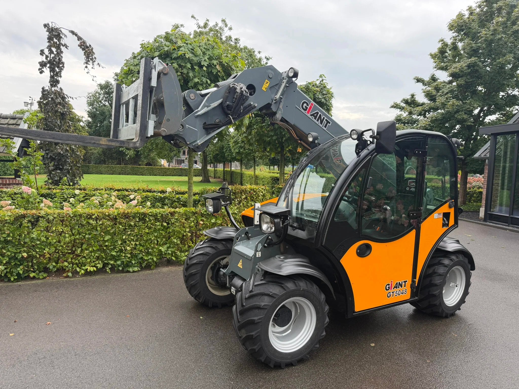 Giant GT 5048 HD Tendo (bj 2021), Verreiker