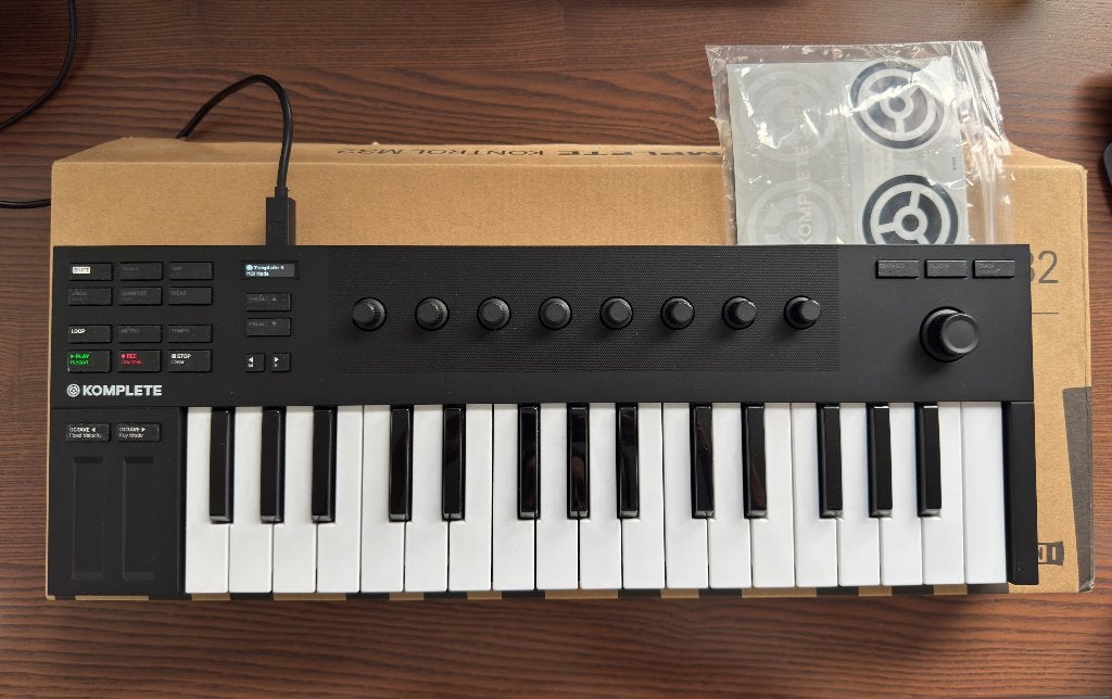 Native Instruments - Komplete Kontrol M32, Muziek en Instrumenten, Keyboards, Verzenden, Gebruikt, Overige aantallen, Overige merken