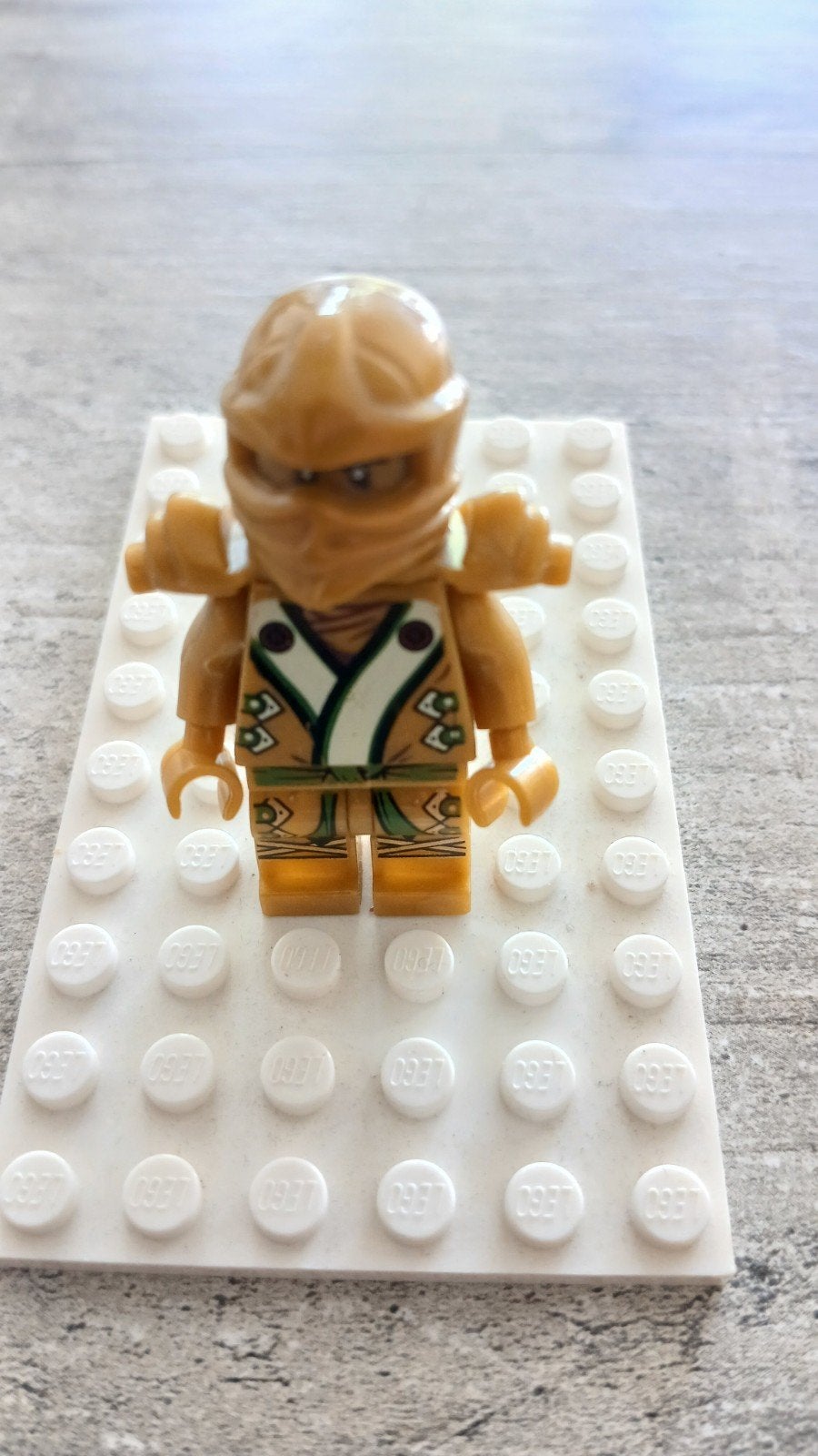 LEGO Ninjago Lloyd - Gouden Ninja met Schouderpantser, Ophalen of Verzenden, Zo goed als nieuw, Minifiguur, Lego
