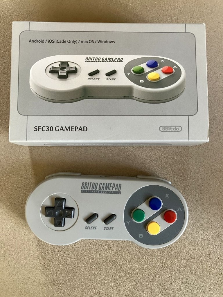 8Bitdo SFC30 SNES gamepad / controller compleet, Computers en Software, Verzenden, Zo goed als nieuw, 8BitDo