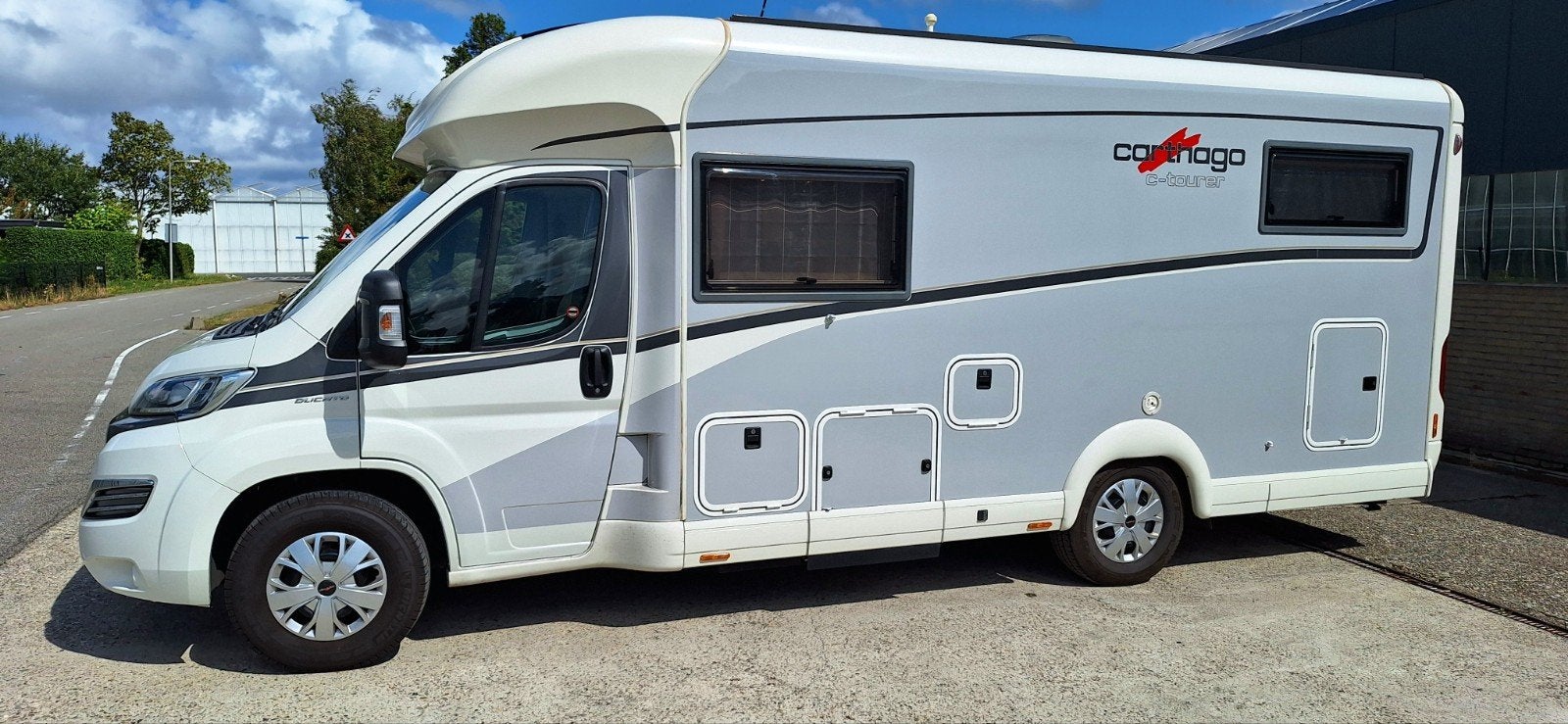 Zeer nette Carthago C-Tourer T 143 LE uit 2015, Caravans en Kamperen, Campers, Fiat, Tot en met 2, Carthago, Particulier