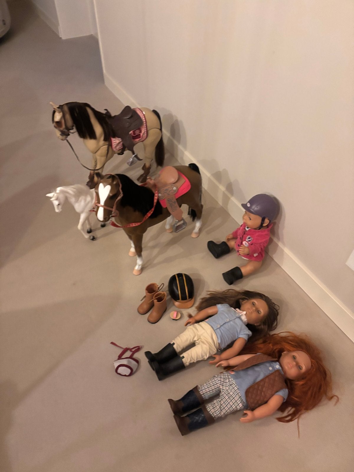 Out Generation Collectie: Paarden, Poppen & Accessoires, Ophalen of Verzenden, Zo goed als nieuw, Overige typen