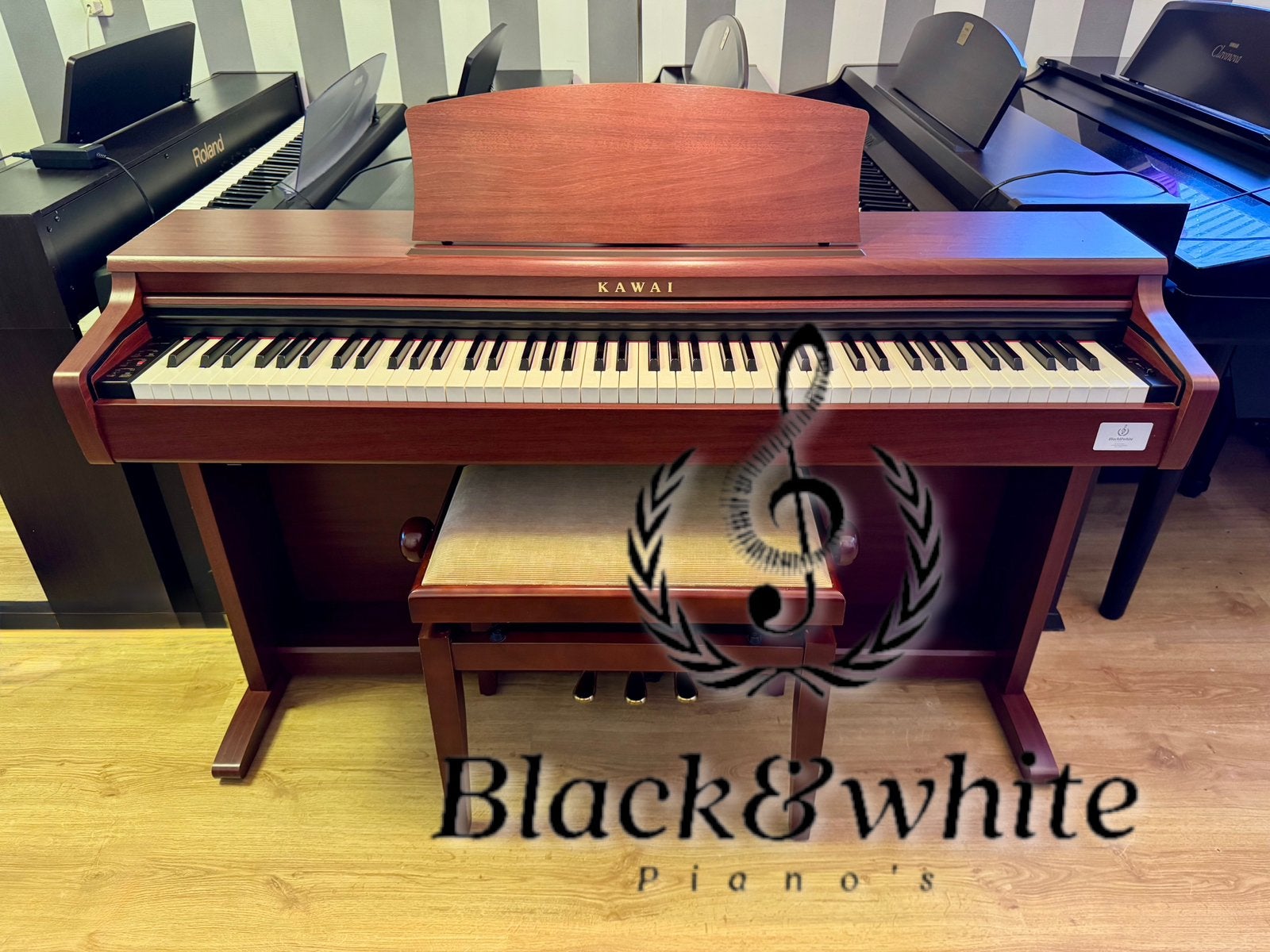 Kawai Digitale elektrische piano . Incl garantie en kruk, Overige merken, 88 toetsen, Ophalen of Verzenden, Kawai