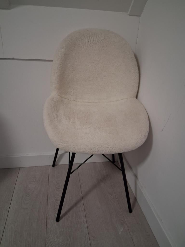 Teddy stoel, Huis en Inrichting, Stoelen, Ophalen, Zo goed als nieuw, Wit, Eén
