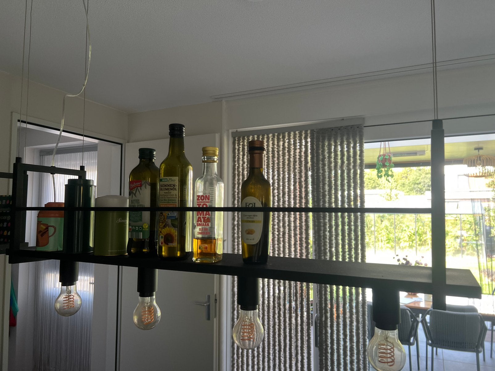 Zwarte hanglamp 2x, Huis en Inrichting, Lampen | Hanglampen, Ophalen, Zo goed als nieuw