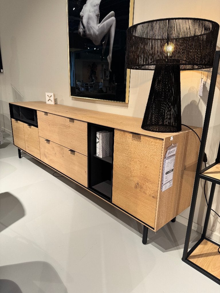Te koop: Xooon dressoir, Ophalen of Verzenden, Zo goed als nieuw, 25 tot 50 cm