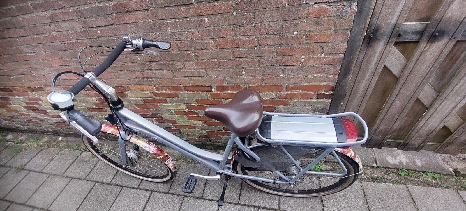 Cortina Roots elektrische damesfiets, Fietsen en Brommers, Elektrische fietsen, Ophalen, Minder dan 30 km per accu, Gebruikt, Cortina