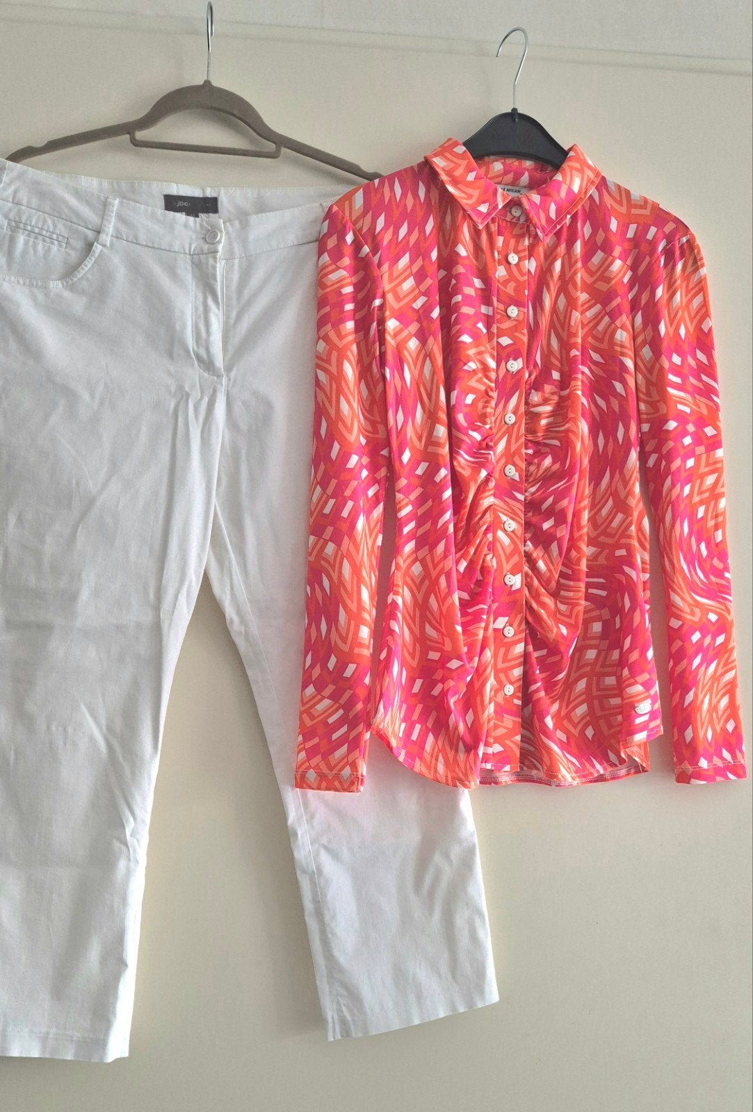 Angelle Milan blouse set met 2xwitte broek, Kleding | Dames, Maat 38/40 (M), Verzenden, Wit, Zo goed als nieuw