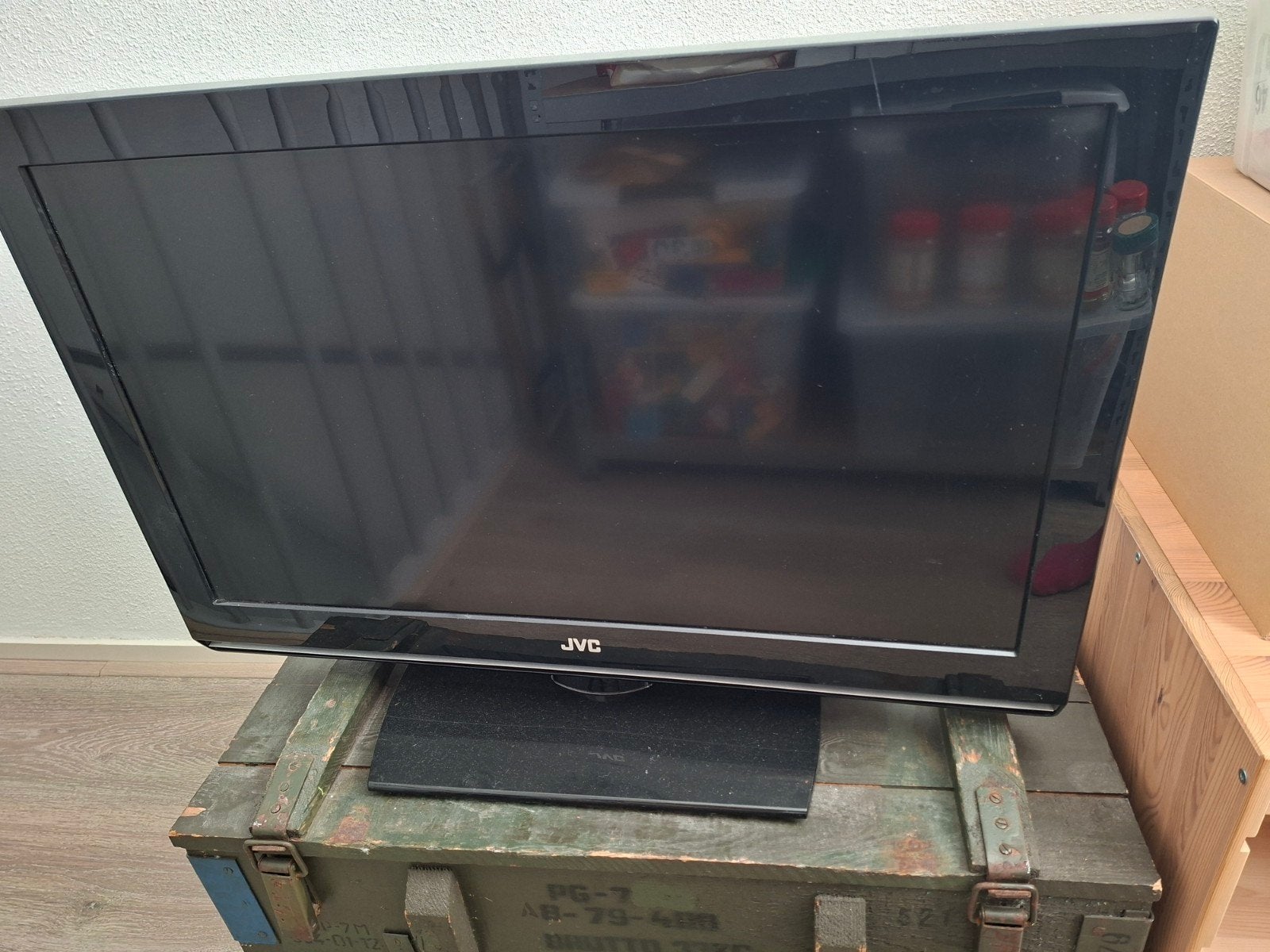 JVC LCD TV met afstandsbediening - Goede staat, Ophalen, Gebruikt, 40 tot 60 cm, HD Ready (720p)