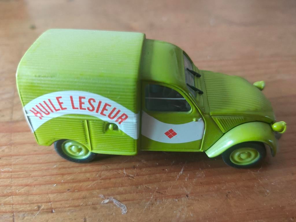 Citroën 2CV Azu 1:43 Norev nr9, Hobby en Vrije tijd, Modelauto's | 1:43, Ophalen of Verzenden, Gebruikt, Auto, Norev