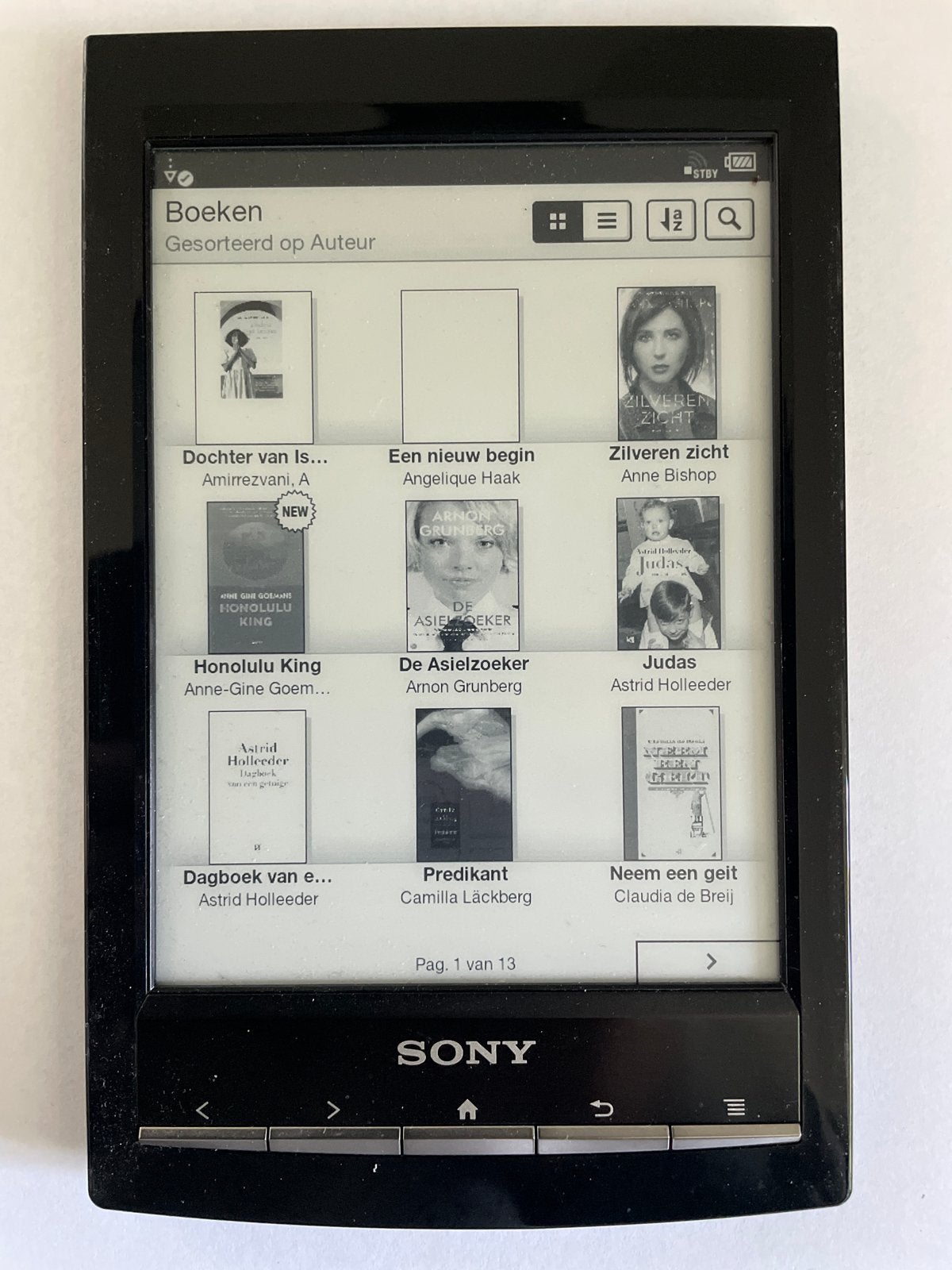 Sony Reader PRS-T1 E-reader met hoes en leeslampje, Computers en Software, E-readers, Gebruikt, 6 inch of minder, 4 GB of minder