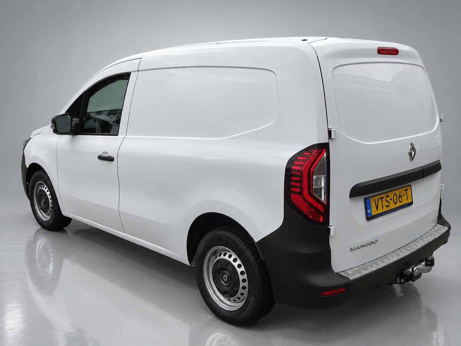 Renault Kangoo 1.5 Blue dCi Comfort L1 AIRCO NAVI CRUISE PDC, Auto's, Voorwielaandrijving, Dealer onderhouden, Stof, Gebruikt