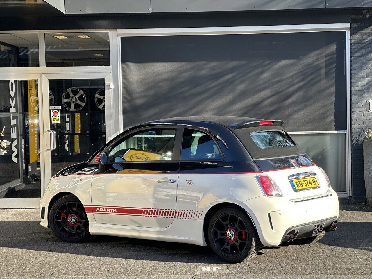 Fiat 500 Abarth 1.4 T-Jet Competizione 161 PK / CABRIO / CLI, Auto's, Euro 5, 15 km/l, Gebruikt, 4 cilinders