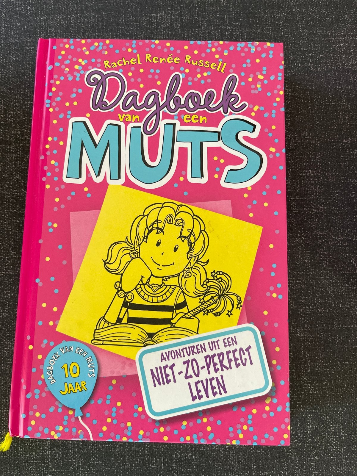 Dagboek van een Muts - deel 1 Avonturen uit een niet-zo-perf, Boeken, Ophalen of Verzenden, Zo goed als nieuw, Fictie